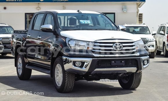 Acheter Import Voiture Toyota Hilux Noir à Import - Dubai, Zambie Acheter Import Voiture Toyota Hilux Noir à Import - Dubai, Zambie