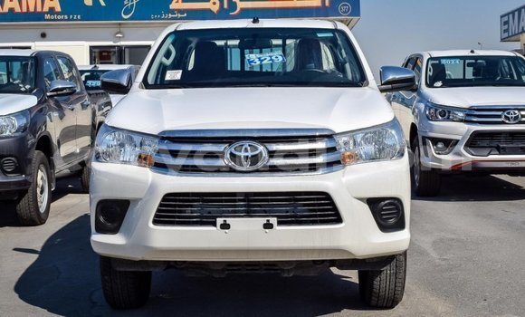 Acheter Import Voiture Toyota Hilux Blanc à Import - Dubai, Zambie Acheter Import Voiture Toyota Hilux Blanc à Import - Dubai, Zambie