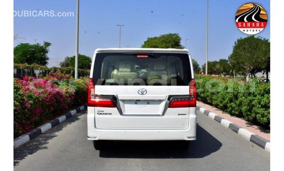 Buy Import Toyota Granvia White Car in Import - Dubai in Zambia Buy Import Toyota Granvia White Car in Import - Dubai in Zambia