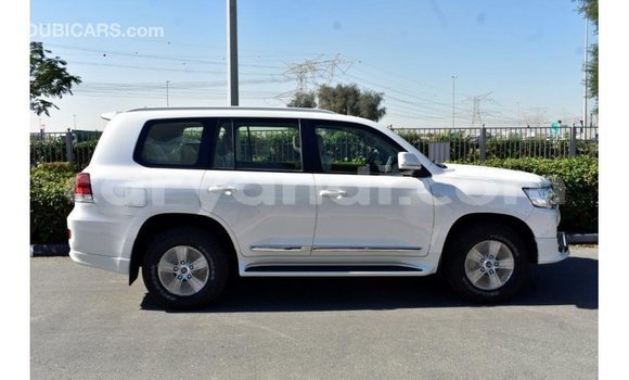 Buy Import Toyota Land Cruiser White Car in Import - Dubai in Zambia Buy Import Toyota Land Cruiser White Car in Import - Dubai in Zambia