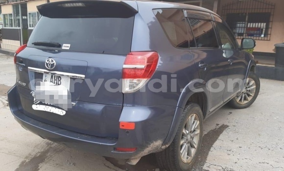 Buy Used Toyota Vanguard Blue Car in Lusaka in Zambia Buy Used Toyota Vanguard Blue Car in Lusaka in Zambia