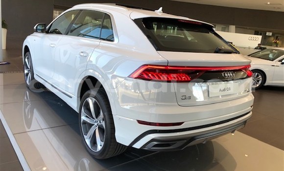 Nunua Ilio tumika Audi Q8 Nyeupe Gari ndani ya Livingstone nchini Zambia Nunua Ilio tumika Audi Q8 Nyeupe Gari ndani ya Livingstone nchini Zambia