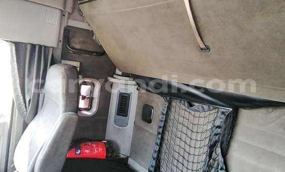 Acheter Occasion Utilitaire Caterpillar 120 Blanc à Lusaka, Zambie Acheter Occasion Utilitaire Caterpillar 120 Blanc à Lusaka, Zambie