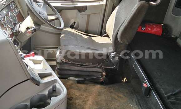 Acheter Occasion Utilitaire Caterpillar 120 Blanc à Lusaka, Zambie Acheter Occasion Utilitaire Caterpillar 120 Blanc à Lusaka, Zambie