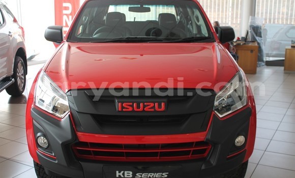 Acheter Occasion Voiture Isuzu KB Rouge à Chingola, Zambie Acheter Occasion Voiture Isuzu KB Rouge à Chingola, Zambie
