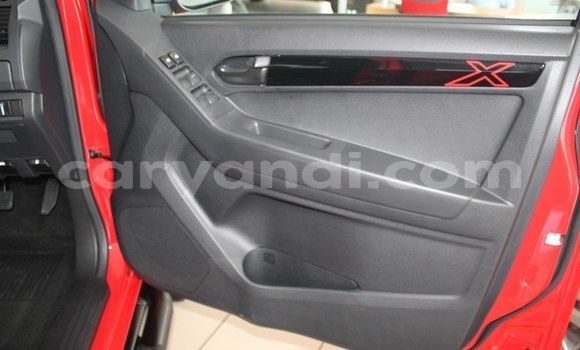 Acheter Occasion Voiture Isuzu KB Rouge à Chingola, Zambie Acheter Occasion Voiture Isuzu KB Rouge à Chingola, Zambie