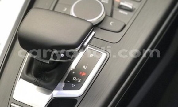 Tenga Tsaru Audi A4 Tsvuku Mota in Lusaka in Zambia Tenga Tsaru Audi A4 Tsvuku Mota in Lusaka in Zambia