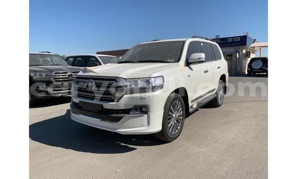Buy Import Toyota Land Cruiser White Car in Import - Dubai in Zambia Buy Import Toyota Land Cruiser White Car in Import - Dubai in Zambia