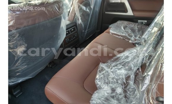Nunua Imported Toyota Land Cruiser Nyeupe Gari ndani ya Import - Dubai nchini Zambia Nunua Imported Toyota Land Cruiser Nyeupe Gari ndani ya Import - Dubai nchini Zambia