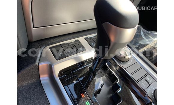 Nunua Imported Toyota Land Cruiser Nyeupe Gari ndani ya Import - Dubai nchini Zambia Nunua Imported Toyota Land Cruiser Nyeupe Gari ndani ya Import - Dubai nchini Zambia
