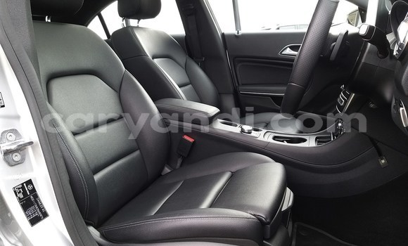 Nunua Ilio tumika Mercedes‒Benz CLA-klasse AMG Nyingine Gari ndani ya Livingstone nchini Zambia Nunua Ilio tumika Mercedes‒Benz CLA-klasse AMG Nyingine Gari ndani ya Livingstone nchini Zambia