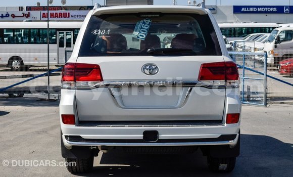 Buy Import Toyota Land Cruiser White Car in Import - Dubai in Zambia Buy Import Toyota Land Cruiser White Car in Import - Dubai in Zambia