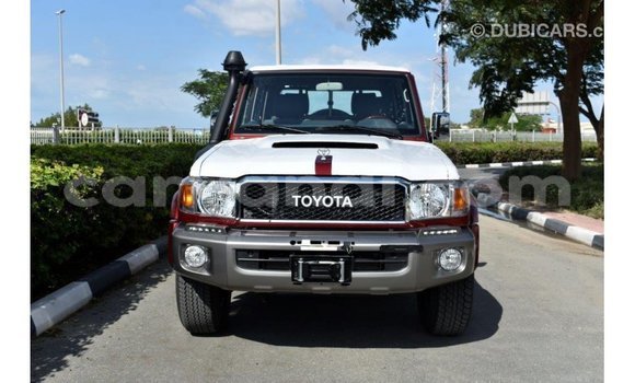 Buy Import Toyota Land Cruiser Red Car in Import - Dubai in Zambia Buy Import Toyota Land Cruiser Red Car in Import - Dubai in Zambia