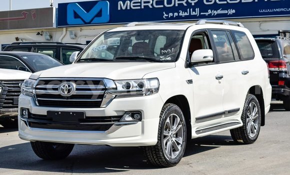 Buy Import Toyota Land Cruiser White Car in Import - Dubai in Zambia Buy Import Toyota Land Cruiser White Car in Import - Dubai in Zambia