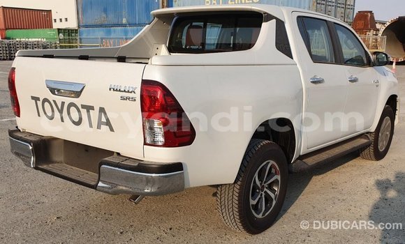 Acheter Import Voiture Toyota Hilux Blanc à Import - Dubai, Zambie Acheter Import Voiture Toyota Hilux Blanc à Import - Dubai, Zambie