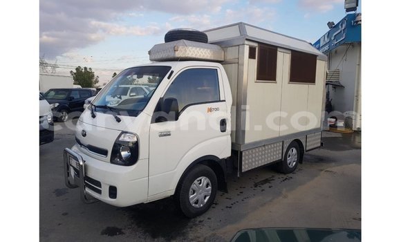 Acheter Import Voiture Kia Rio Blanc à Import - Dubai, Zambie Acheter Import Voiture Kia Rio Blanc à Import - Dubai, Zambie