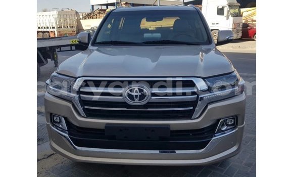 Tenga Imported Toyota Land Cruiser Zvimwe Mota in Import - Dubai in Zambia Tenga Imported Toyota Land Cruiser Zvimwe Mota in Import - Dubai in Zambia