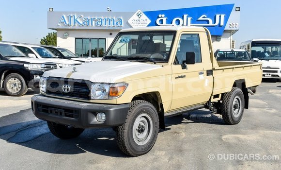 Acheter Import Voiture Toyota Land Cruiser Beige à Import - Dubai, Zambie Acheter Import Voiture Toyota Land Cruiser Beige à Import - Dubai, Zambie