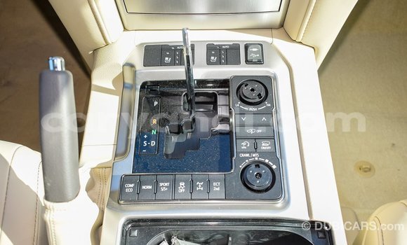 Acheter Import Voiture Toyota Land Cruiser Noir à Import - Dubai, Zambie Acheter Import Voiture Toyota Land Cruiser Noir à Import - Dubai, Zambie