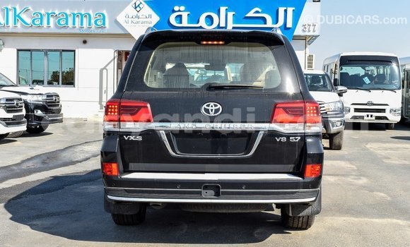 Acheter Import Voiture Toyota Land Cruiser Noir à Import - Dubai, Zambie Acheter Import Voiture Toyota Land Cruiser Noir à Import - Dubai, Zambie