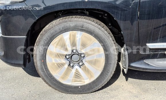 Acheter Import Voiture Toyota Land Cruiser Noir à Import - Dubai, Zambie Acheter Import Voiture Toyota Land Cruiser Noir à Import - Dubai, Zambie
