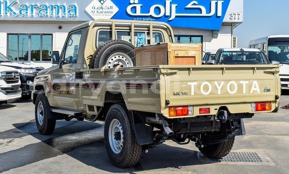Acheter Import Voiture Toyota Land Cruiser Beige à Import - Dubai, Zambie Acheter Import Voiture Toyota Land Cruiser Beige à Import - Dubai, Zambie