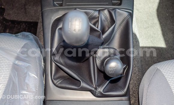 Acheter Import Voiture Mitsubishi L200 Blanc à Import - Dubai, Zambie Acheter Import Voiture Mitsubishi L200 Blanc à Import - Dubai, Zambie