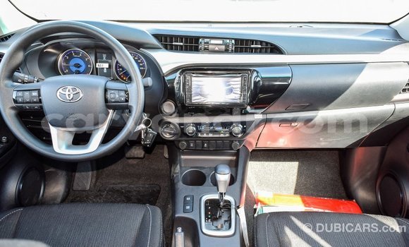 Acheter Import Voiture Toyota Hilux Autre à Import - Dubai, Zambie Acheter Import Voiture Toyota Hilux Autre à Import - Dubai, Zambie