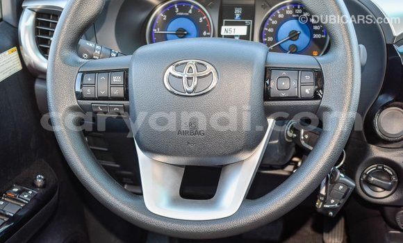 Acheter Import Voiture Toyota Hilux Autre à Import - Dubai, Zambie Acheter Import Voiture Toyota Hilux Autre à Import - Dubai, Zambie