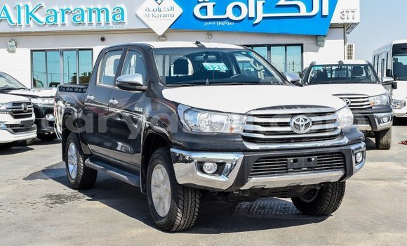 Acheter Import Voiture Toyota Hilux Noir à Import - Dubai, Zambie Acheter Import Voiture Toyota Hilux Noir à Import - Dubai, Zambie