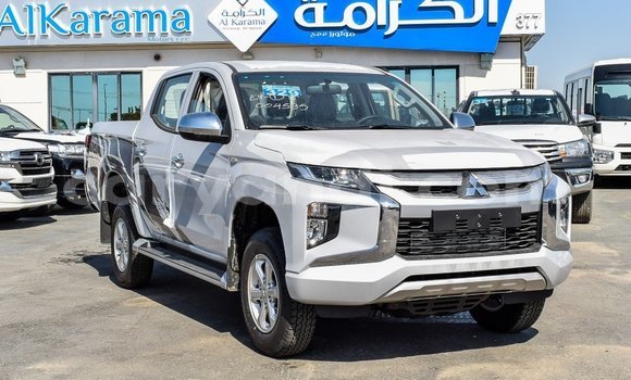 Acheter Import Voiture Mitsubishi L200 Blanc à Import - Dubai, Zambie Acheter Import Voiture Mitsubishi L200 Blanc à Import - Dubai, Zambie