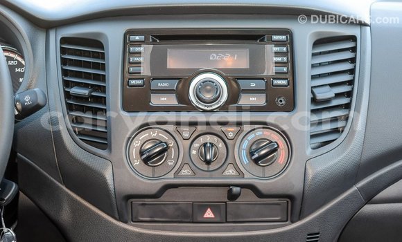 Acheter Import Voiture Mitsubishi L200 Blanc à Import - Dubai, Zambie Acheter Import Voiture Mitsubishi L200 Blanc à Import - Dubai, Zambie