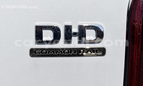 Acheter Import Voiture Mitsubishi L200 Blanc à Import - Dubai, Zambie Acheter Import Voiture Mitsubishi L200 Blanc à Import - Dubai, Zambie