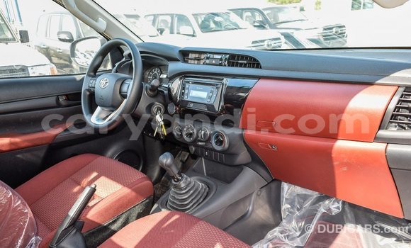 Acheter Import Voiture Toyota Hilux Autre à Import - Dubai, Zambie Acheter Import Voiture Toyota Hilux Autre à Import - Dubai, Zambie