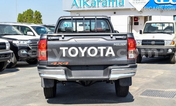 Acheter Import Voiture Toyota Hilux Autre à Import - Dubai, Zambie Acheter Import Voiture Toyota Hilux Autre à Import - Dubai, Zambie