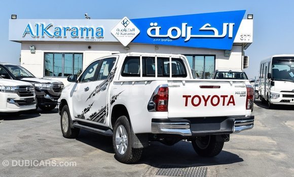 Acheter Import Voiture Toyota Hilux Blanc à Import - Dubai, Zambie Acheter Import Voiture Toyota Hilux Blanc à Import - Dubai, Zambie