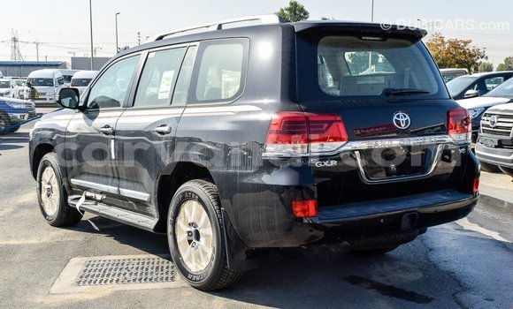 Acheter Import Voiture Toyota Land Cruiser Noir à Import - Dubai, Zambie Acheter Import Voiture Toyota Land Cruiser Noir à Import - Dubai, Zambie