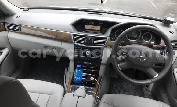 Acheter Occasion Voiture Mercedes‒Benz E–Class Autre à Livingstone, Zambie Acheter Occasion Voiture Mercedes‒Benz E–Class Autre à Livingstone, Zambie