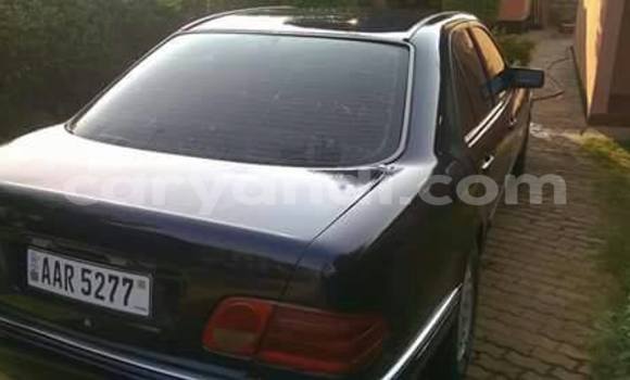 Acheter Occasion Voiture Mercedes‒Benz E–Class Noir à Chipata, Zambie Acheter Occasion Voiture Mercedes‒Benz E–Class Noir à Chipata, Zambie