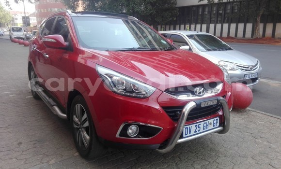 Acheter Occasion Voiture Hyundai ix35 Rouge à Chingola, Zambie Acheter Occasion Voiture Hyundai ix35 Rouge à Chingola, Zambie