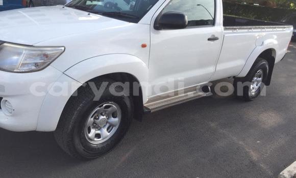 Buy Used Toyota Hilux White Car in Lusaka in Zambia Buy Used Toyota Hilux White Car in Lusaka in Zambia