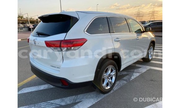 Buy Import Toyota Highlander White Car in Import - Dubai in Zambia Buy Import Toyota Highlander White Car in Import - Dubai in Zambia