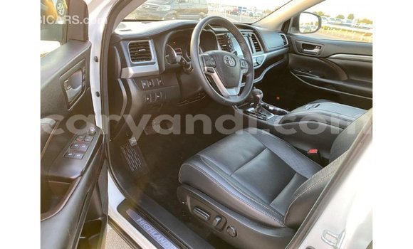 Buy Import Toyota Highlander White Car in Import - Dubai in Zambia Buy Import Toyota Highlander White Car in Import - Dubai in Zambia