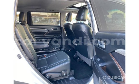 Buy Import Toyota Highlander White Car in Import - Dubai in Zambia Buy Import Toyota Highlander White Car in Import - Dubai in Zambia