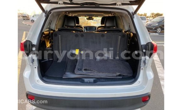 Buy Import Toyota Highlander White Car in Import - Dubai in Zambia Buy Import Toyota Highlander White Car in Import - Dubai in Zambia