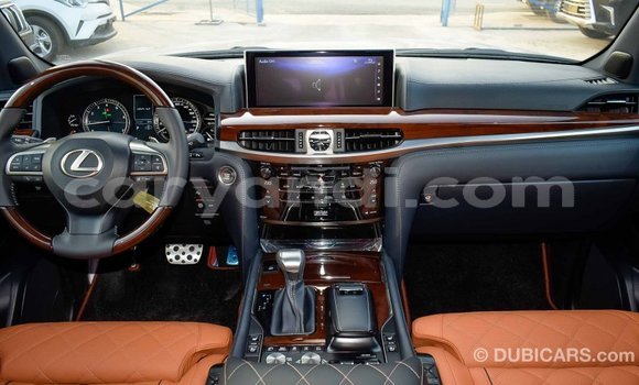 Nunua Imported Lexus LX Nyeusi Gari ndani ya Import - Dubai nchini Zambia Nunua Imported Lexus LX Nyeusi Gari ndani ya Import - Dubai nchini Zambia