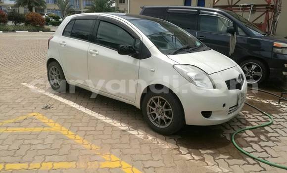 Tenga Tsaru Toyota Vitz Chena Mota in Chipata in Zambia Tenga Tsaru Toyota Vitz Chena Mota in Chipata in Zambia