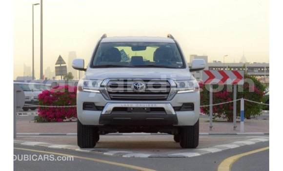 Buy Import Toyota Land Cruiser White Car in Import - Dubai in Zambia Buy Import Toyota Land Cruiser White Car in Import - Dubai in Zambia
