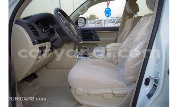 Buy Import Toyota Land Cruiser White Car in Import - Dubai in Zambia Buy Import Toyota Land Cruiser White Car in Import - Dubai in Zambia