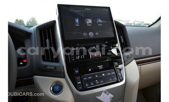 Buy Import Toyota Land Cruiser White Car in Import - Dubai in Zambia Buy Import Toyota Land Cruiser White Car in Import - Dubai in Zambia